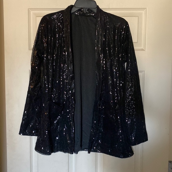 Jackets & Blazers - ✨Black sequin blazer✨